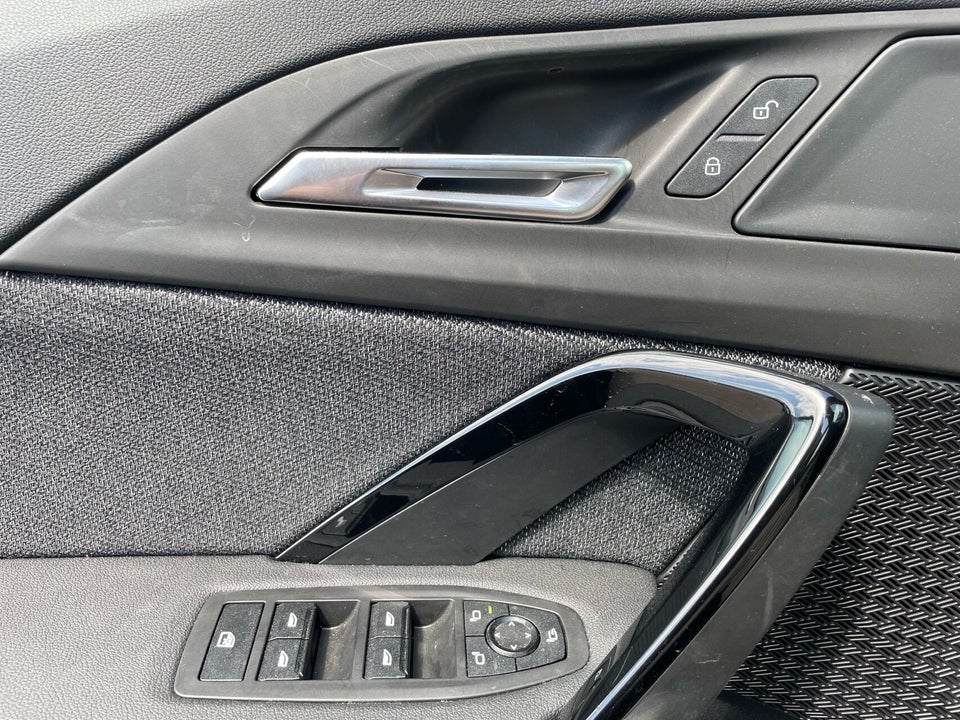 BMW iX1 eDrive20 5d