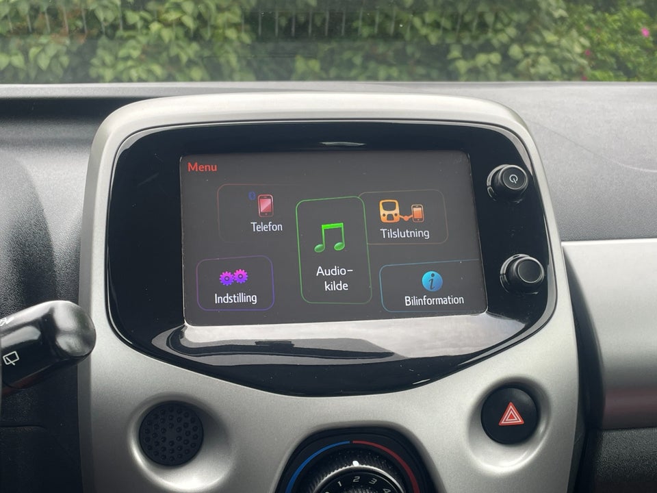 Toyota Aygo 1,0 VVT-i x-play 5d