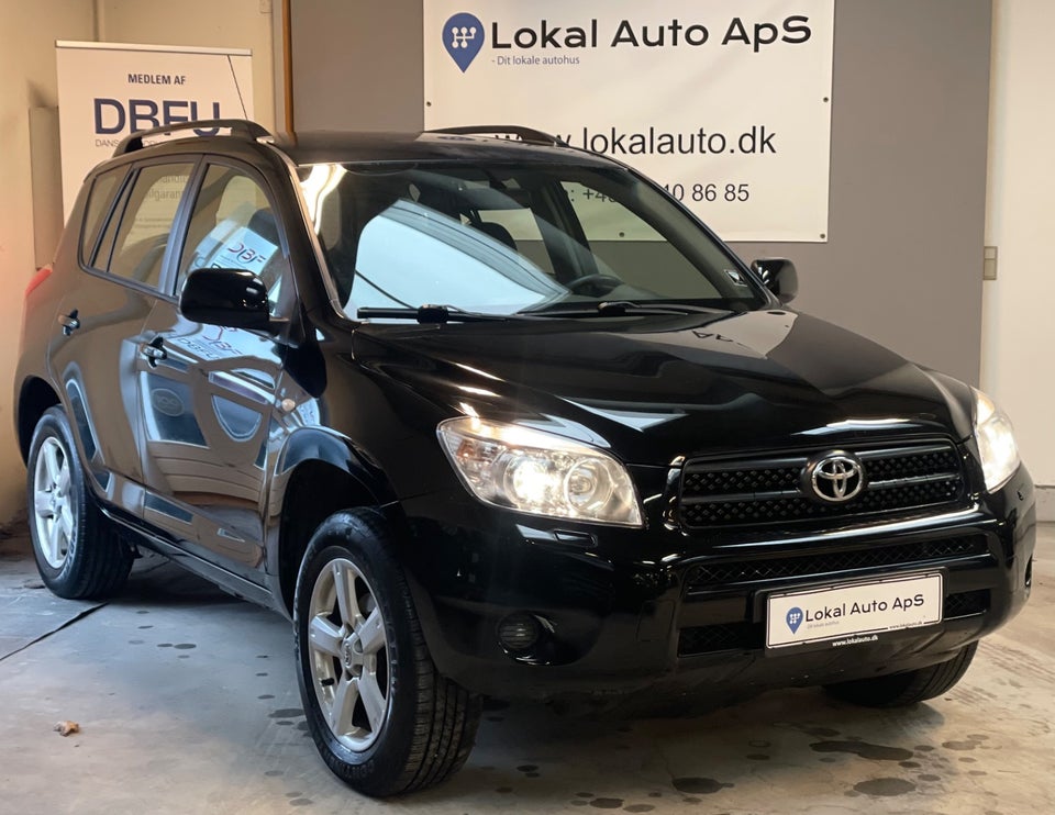Toyota RAV4 2,0 VVT-i 4x4 Van 5d