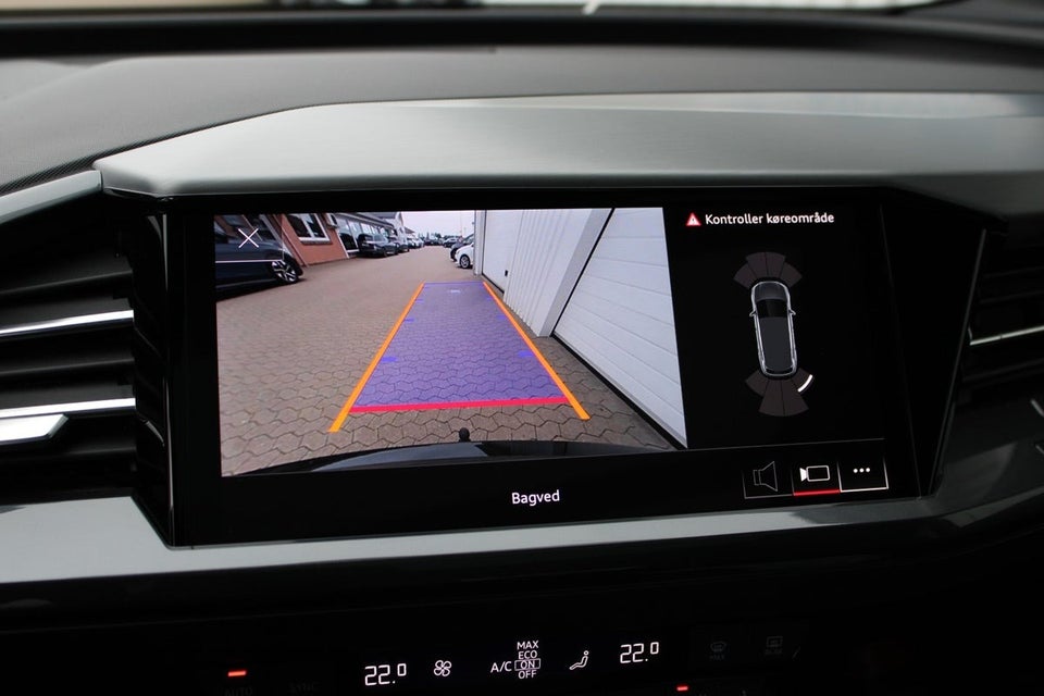 Audi Q4 e-tron 45 S-line 5d