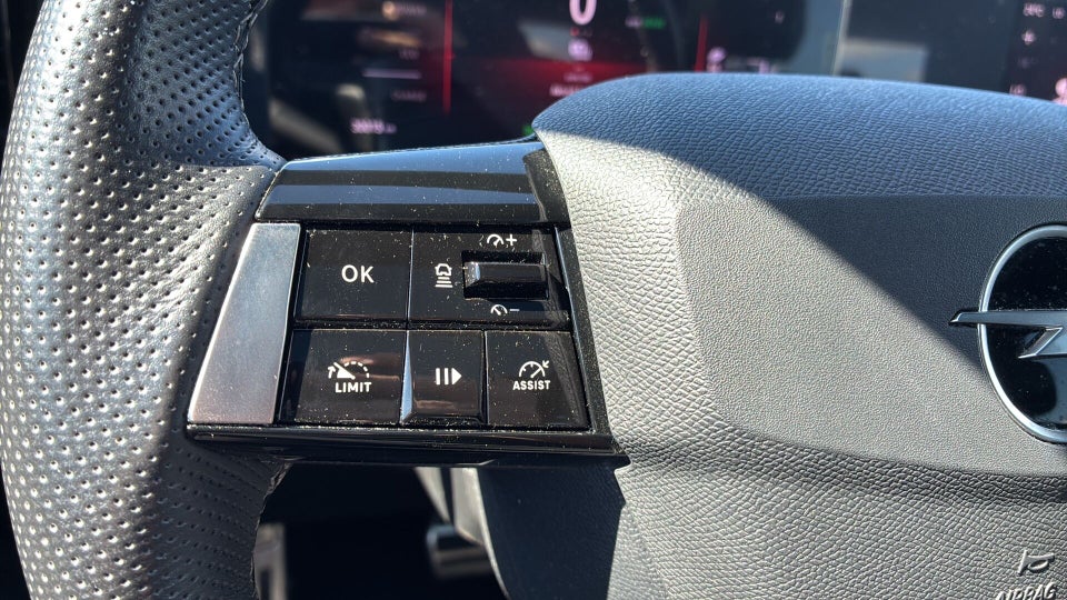 Opel Astra-e 54 Ultimate 5d