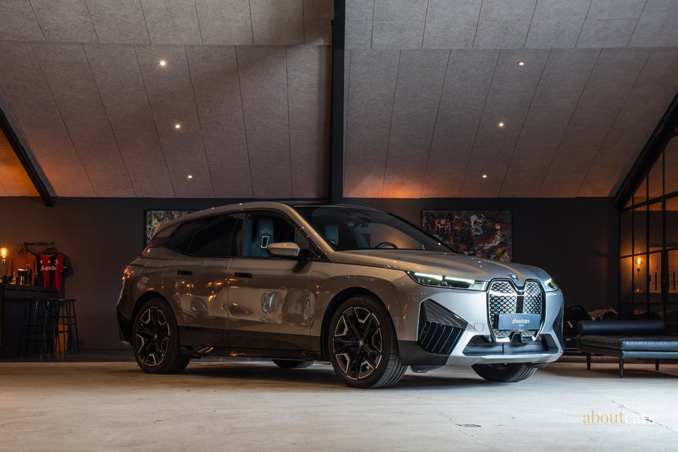 BMW iX xDrive40 Sport 5d