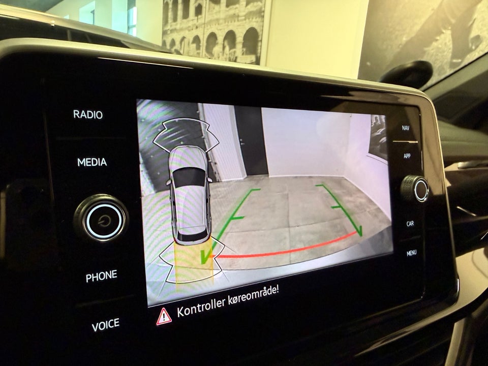 VW T-Roc 1,5 TSi 150 R-line DSG 5d