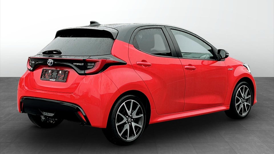 Toyota Yaris 1,5 Hybrid H3 Premier Edition e-CVT 5d