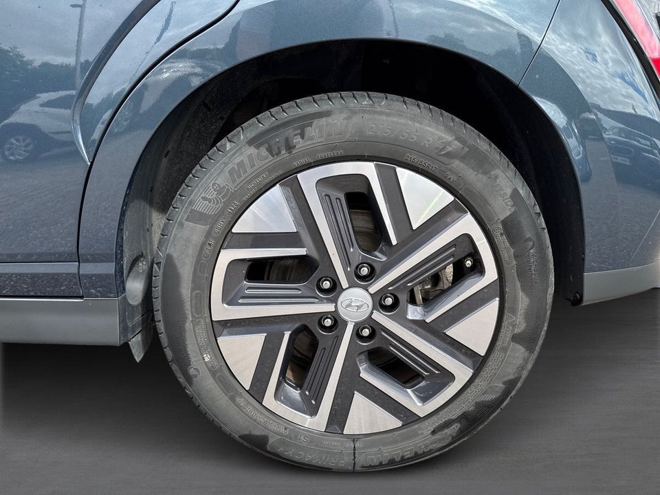 Hyundai Kona 64 EV Advanced 5d
