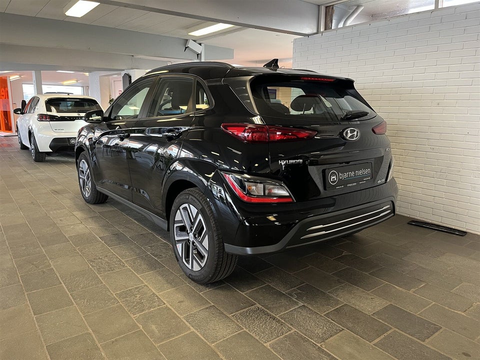 Hyundai Kona 39 EV Select 5d