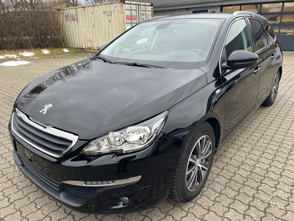Peugeot 308 1,6 BlueHDi 120 Style SW 5d