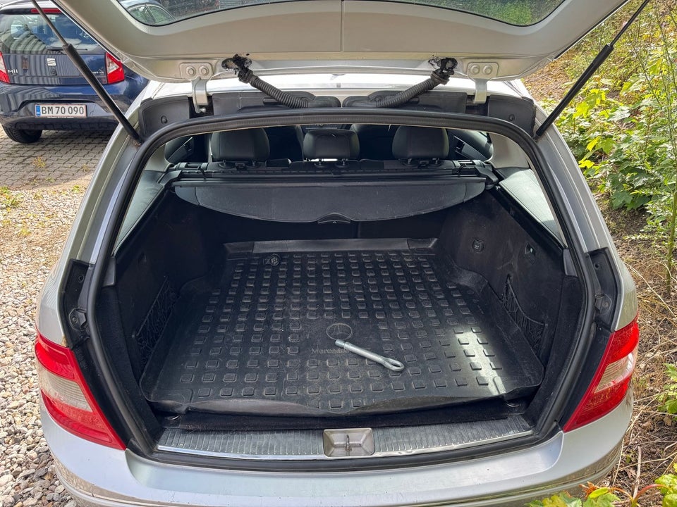 Mercedes C200 2,2 CDi Elegance stc. aut. BE 5d