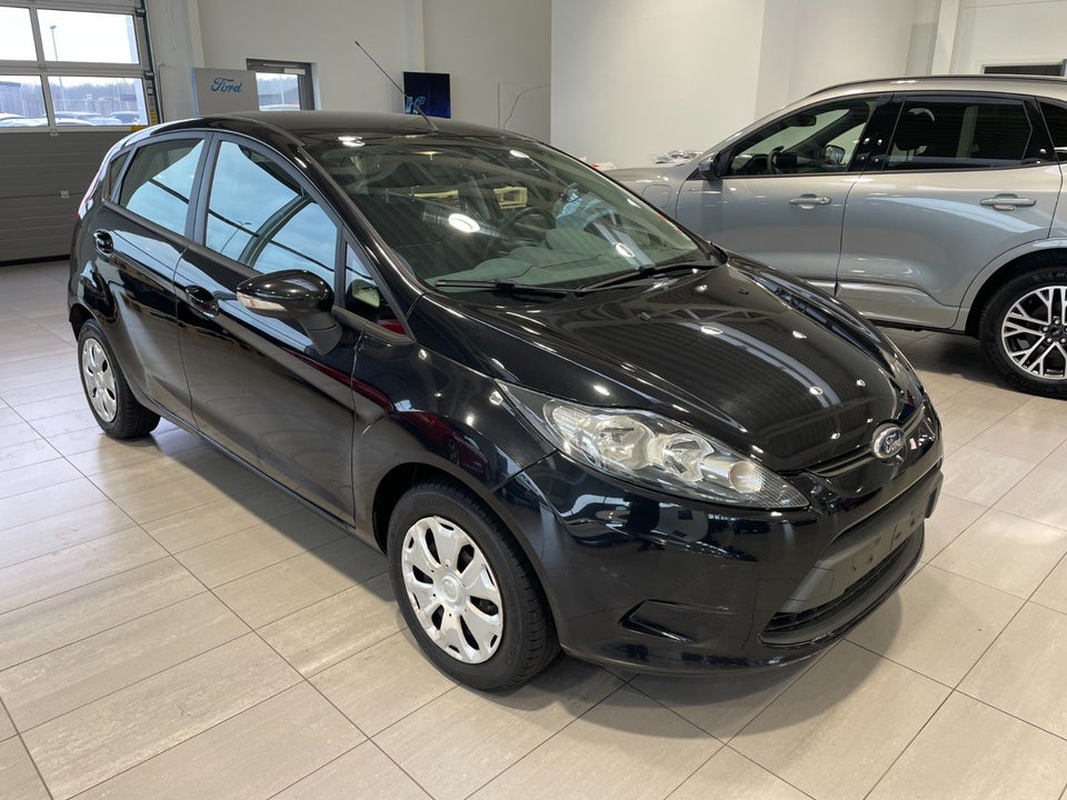 Ford Fiesta 1,25 82 Trend 5d