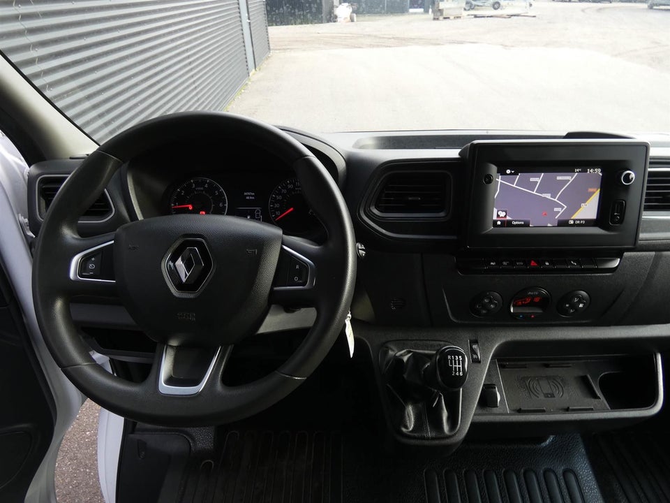 Renault Master IV T33 2,3 dCi 150 L2H2 Kassevogn