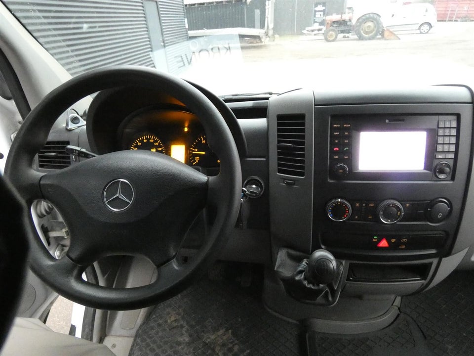 Mercedes Sprinter 316 2,2 CDi R2 Kassevogn 5d