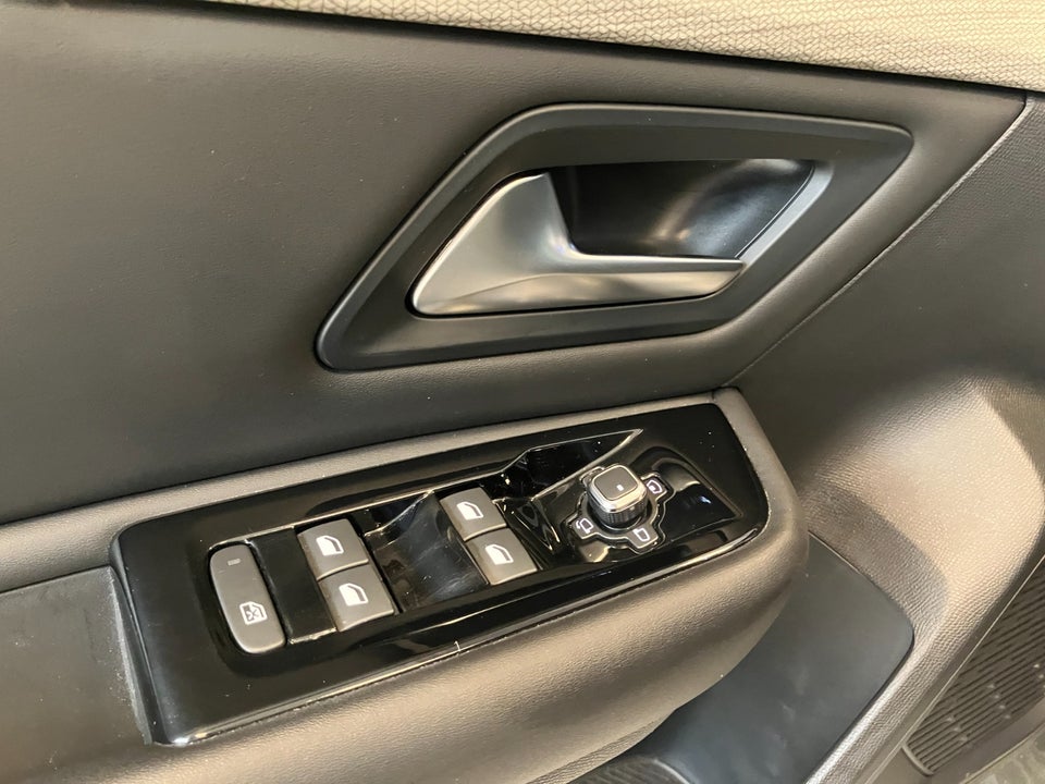 Citroën C5 X 1,6 Hybrid Palais EAT8 5d