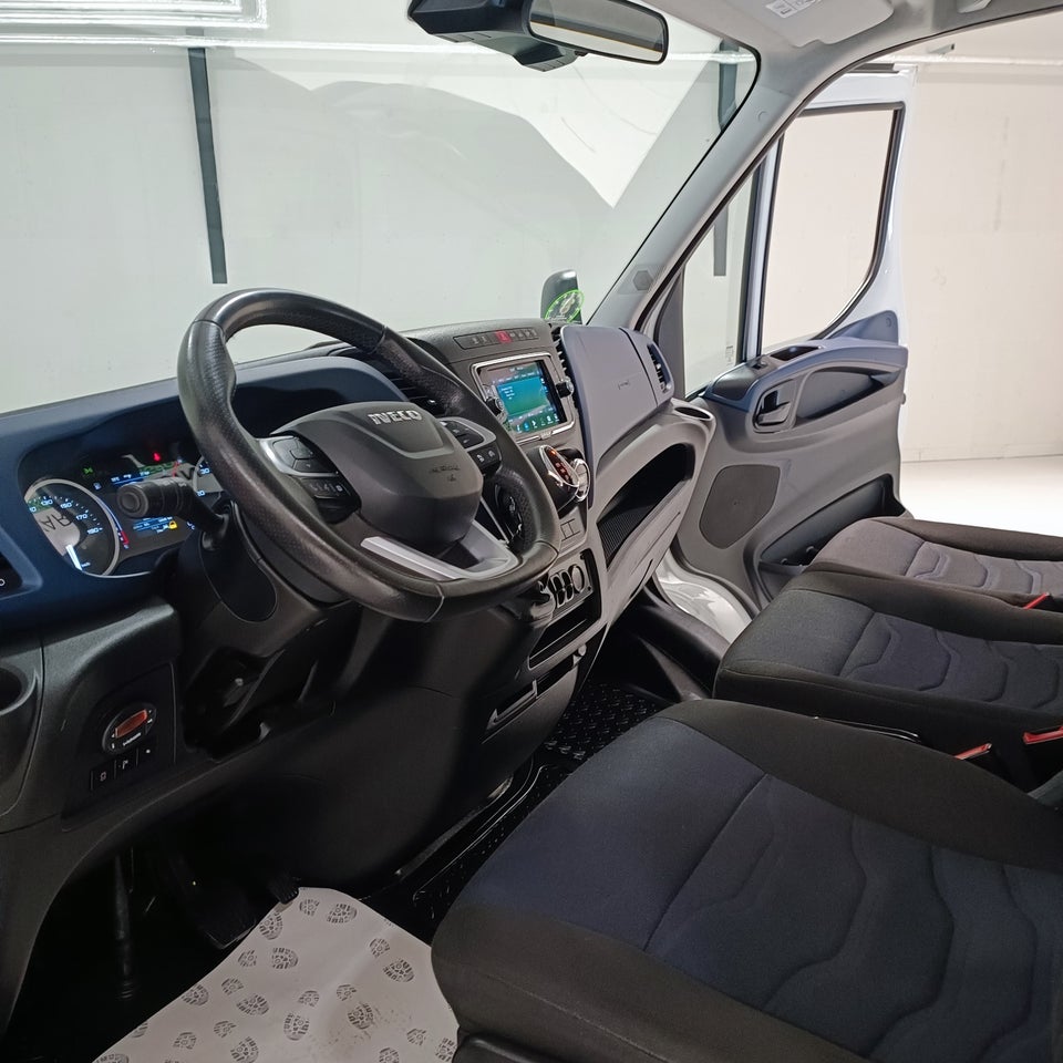 Iveco Daily 3,0 35C18 4100mm Lad AG8 2d