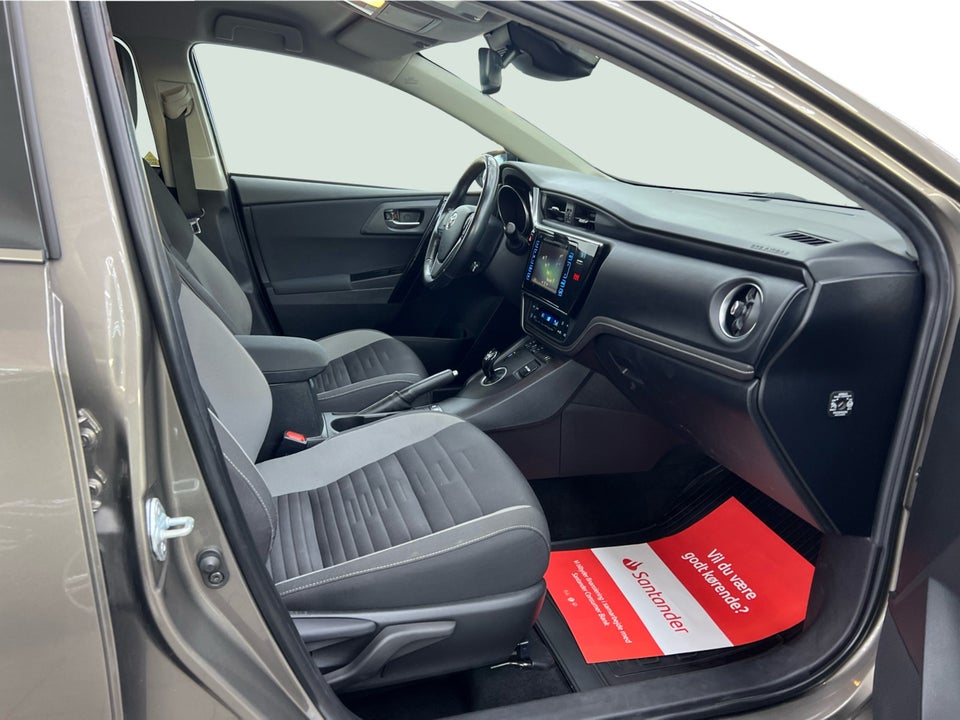 Toyota Auris 1,8 Hybrid H2 Comfort Touring Sports CVT 5d