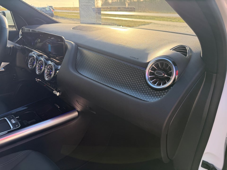 Mercedes EQA250+ Progressive 5d