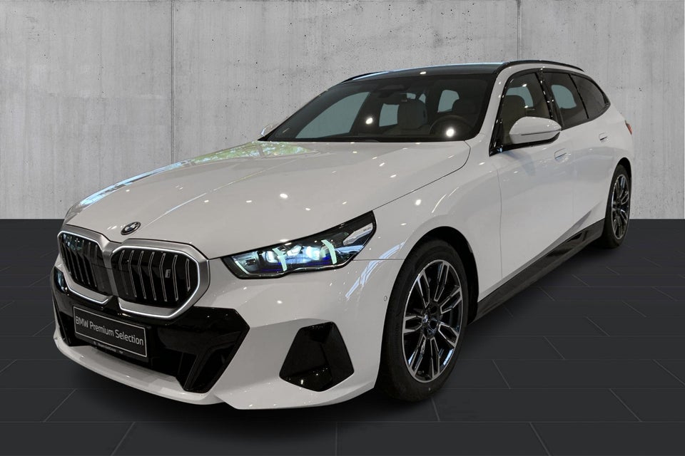 BMW i5 xDrive40 Touring Fully Charged 5d
