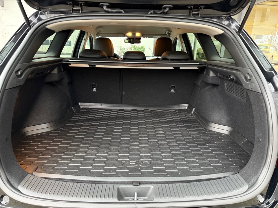 Hyundai i30 1,0 T-GDi Essential DCT 5d