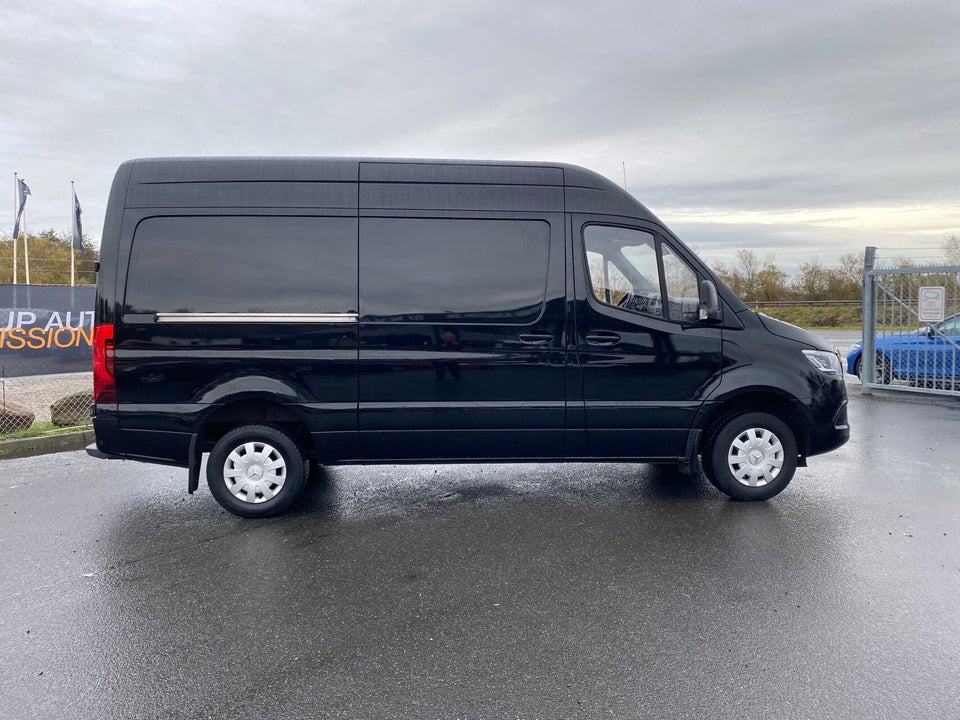 Mercedes Sprinter 319 2,0 CDi A2 Kassevogn SELECT aut. AWD