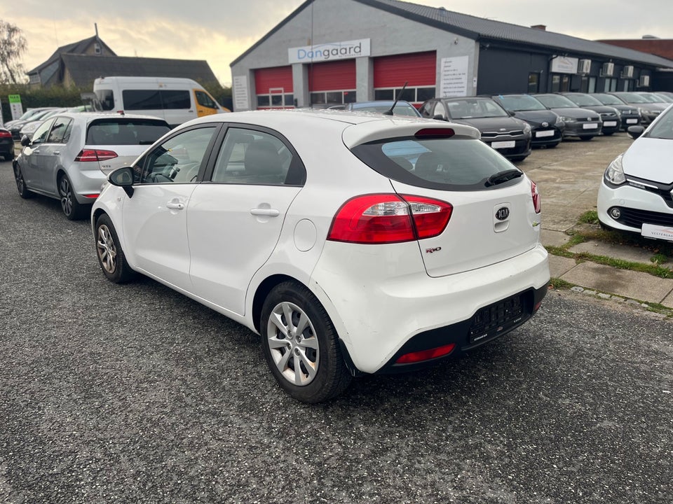 Kia Rio 1,2 CVVT Collect 5d