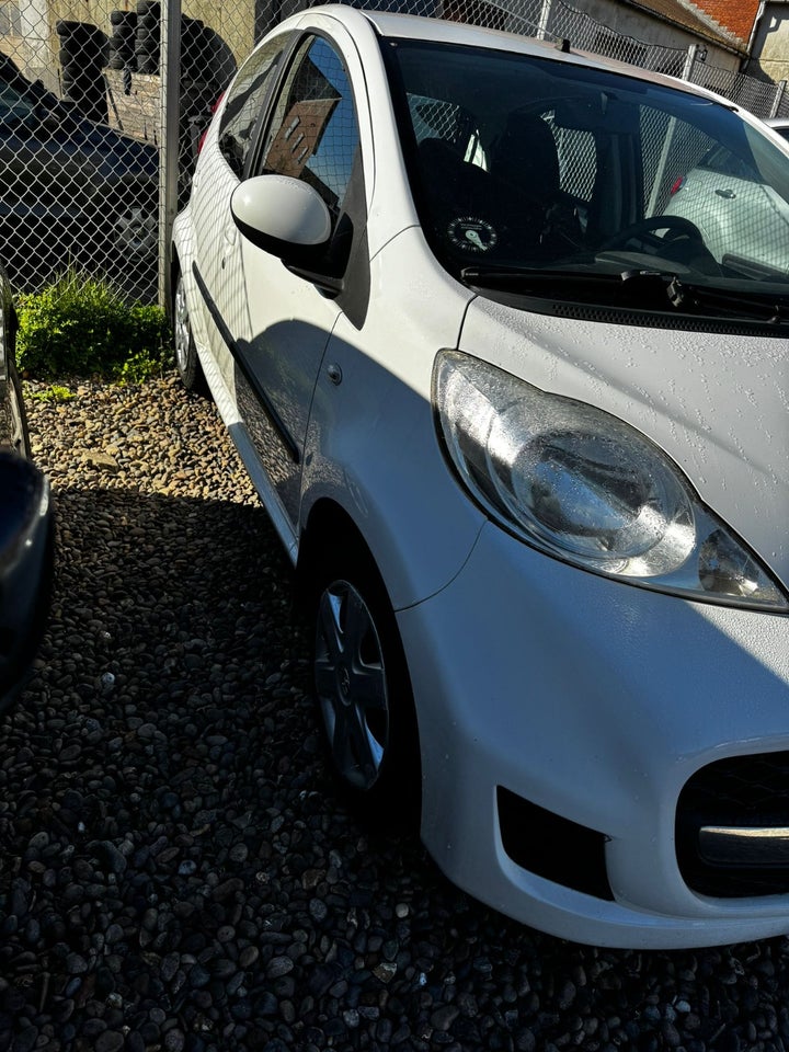 Peugeot 107 1,0 Comfort 5d