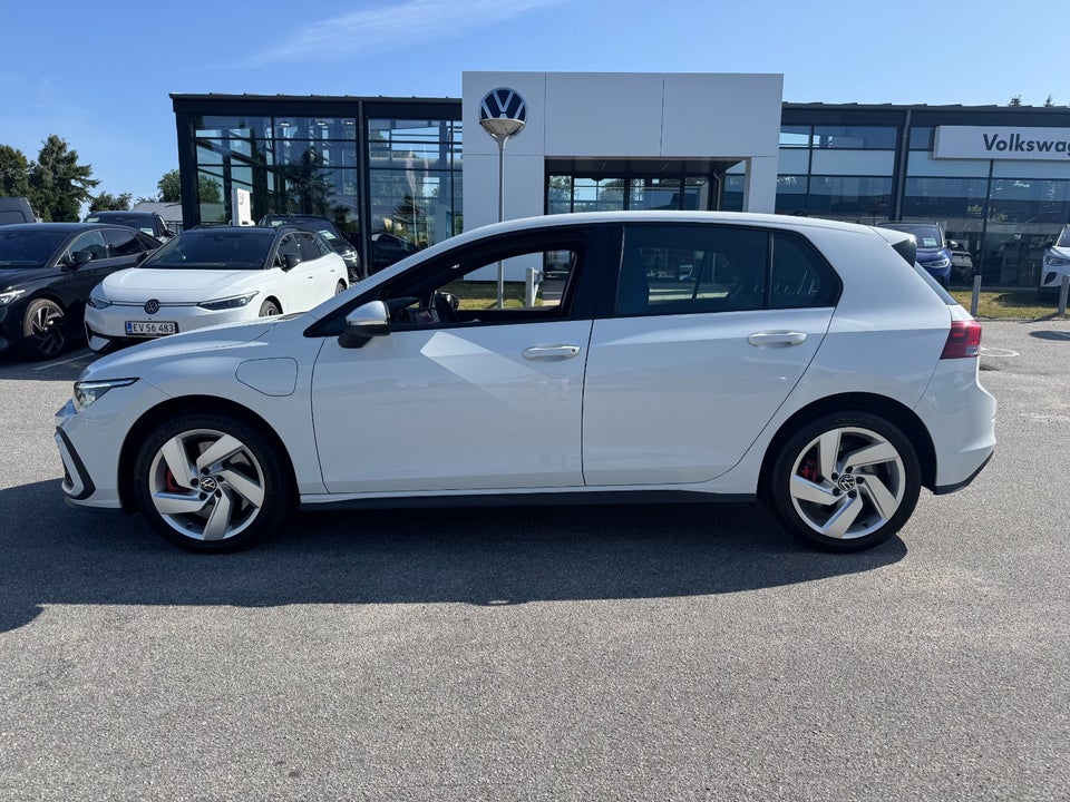 VW Golf VIII 1,4 GTE DSG 5d