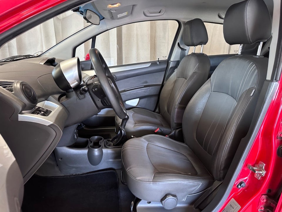 Chevrolet Spark 1,0 LT 5d