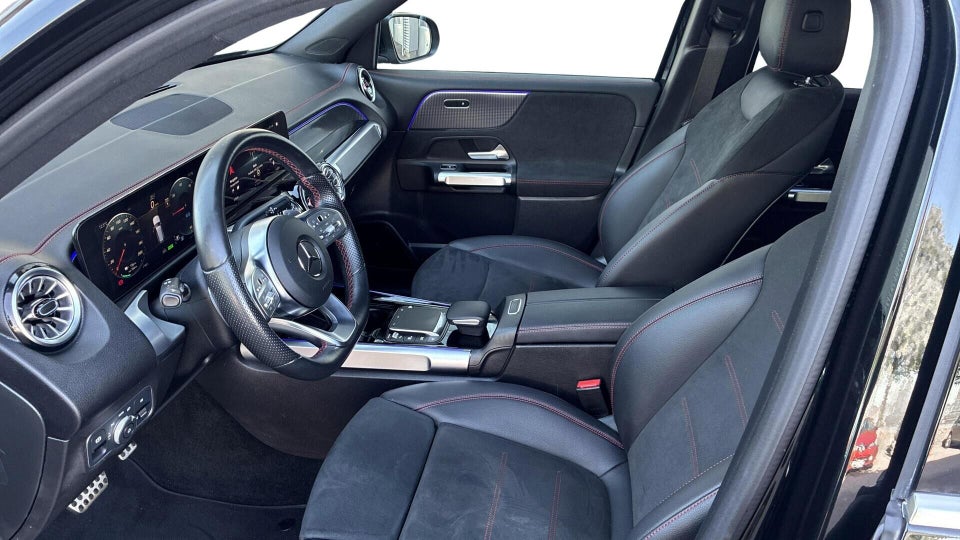 Mercedes EQB250 AMG Line 5d