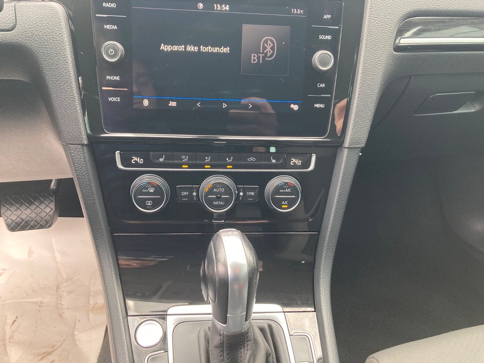 VW Golf VII 1,5 TSi 150 Highline Variant DSG 5d