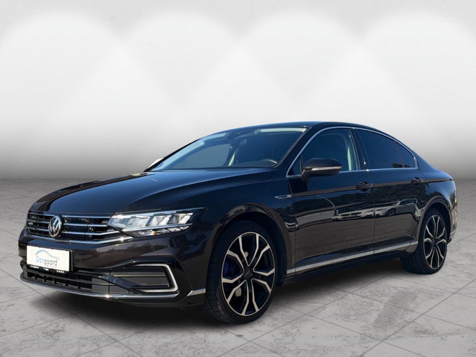 VW Passat 1,4 GTE DSG 4d