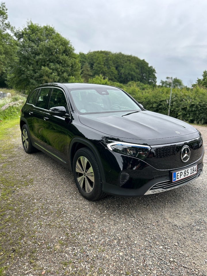 Mercedes EQB300 4Matic 5d