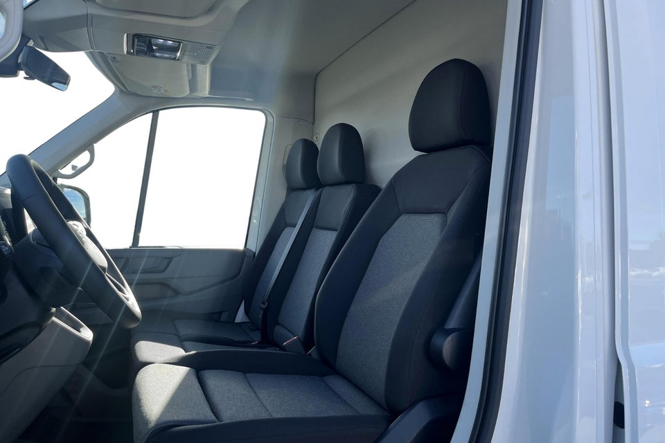 VW Crafter 35 2,0 TDi 177 Comfort Kassevogn L4H3 aut.