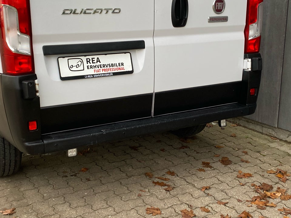 Fiat Ducato 33 2,3 MJT 140 Kassevogn L2H2 Pro+ aut.
