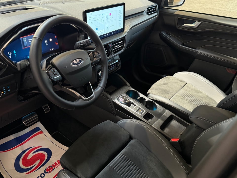 Ford Kuga 2,5 PHEV Active X CVT 5d