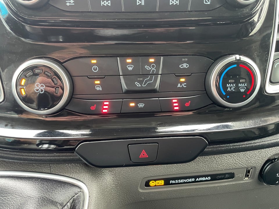 Ford Transit Custom 320 L2 2,0 TDCi 185 Sport