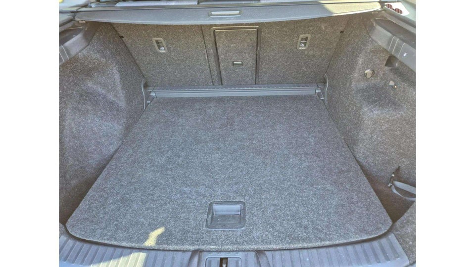 Skoda Enyaq 80 iV Plus Loft 5d