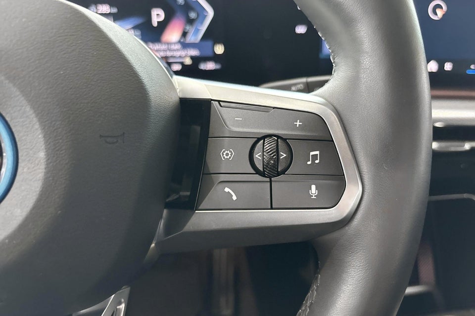 BMW iX1 eDrive20 M-Sport 5d