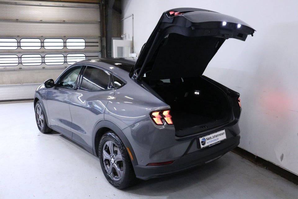 Ford Mustang Mach-E 70 Standard Range 5d
