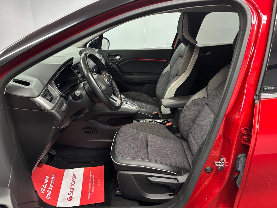 Renault Captur 1,6 E-Tech Intens 5d