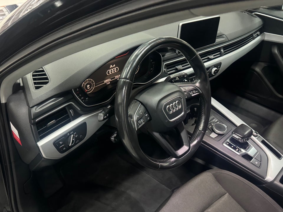 Audi A4 2,0 TDi 150 Avant S-tr. 5d