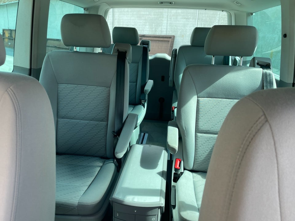 VW Multivan 2,0 TDi 114 Comfortline kort BMT 4d