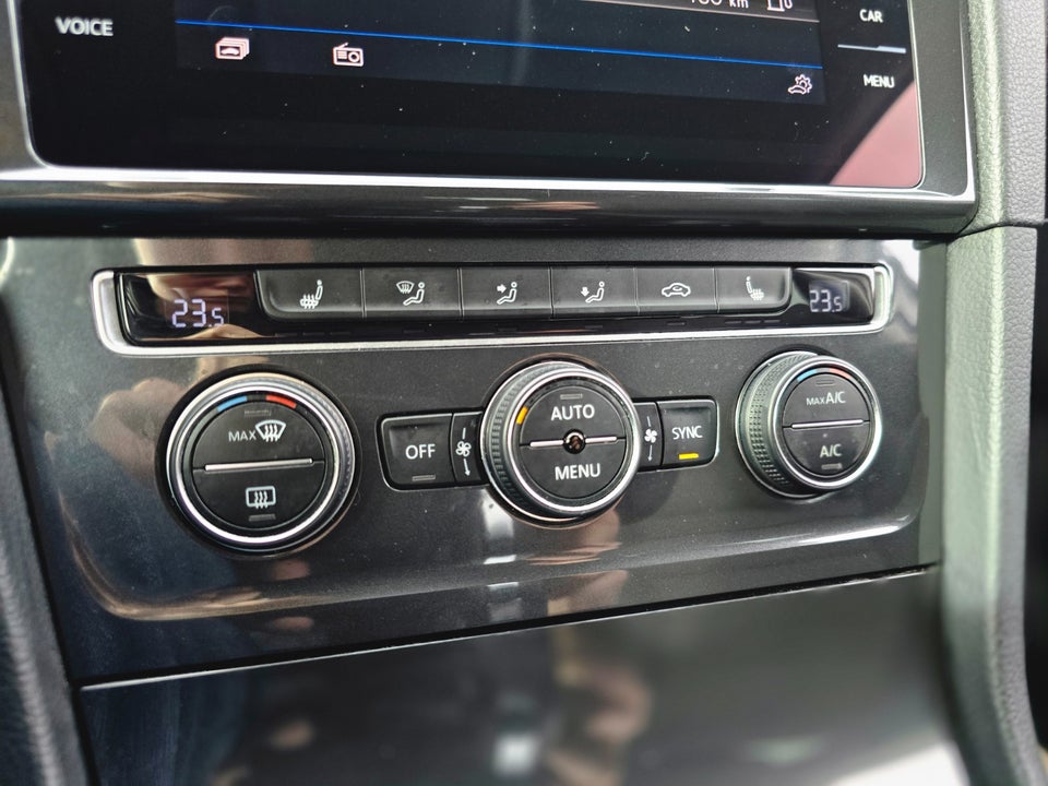 VW Golf VII 1,5 TSi 130 Comfortline DSG 5d