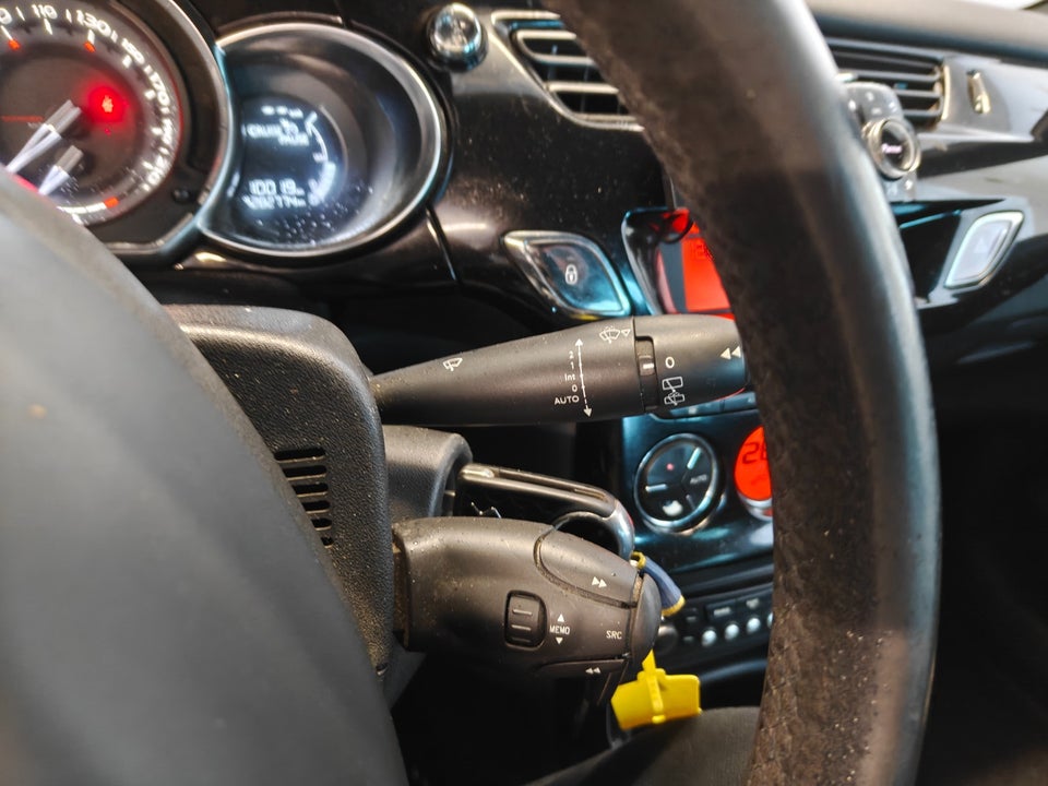 Citroën DS3 1,6 BlueHDi 100 Style 3d