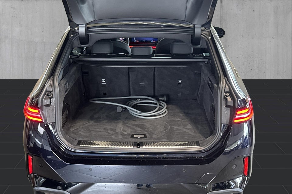 BMW i5 eDrive40 Touring Fully Charged M-Sport 5d