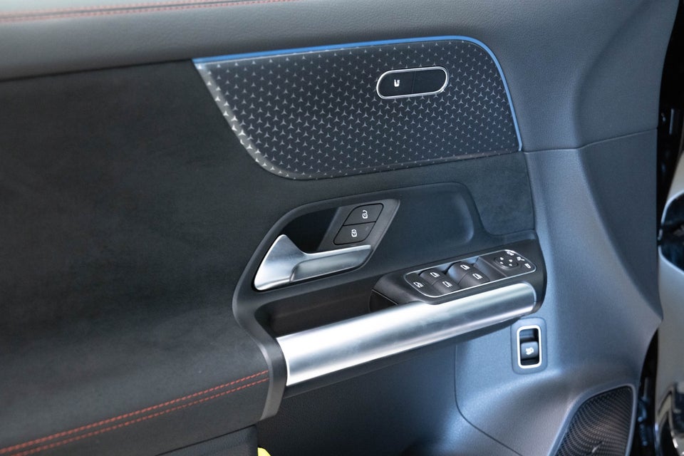 Mercedes EQA350 AMG Advance Plus 4Matic 5d