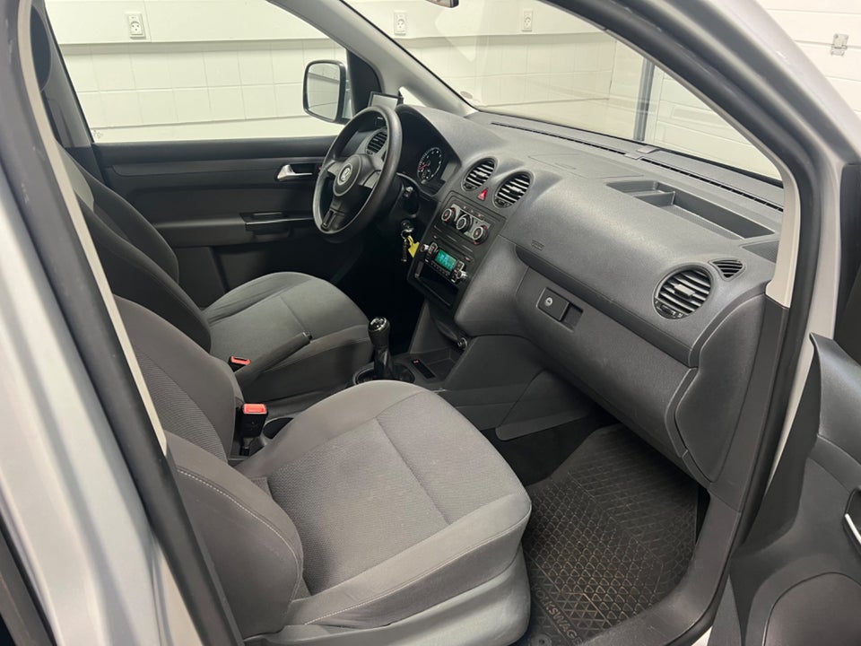 VW Caddy Maxi 1,2 TSi 105 Trendline 5d