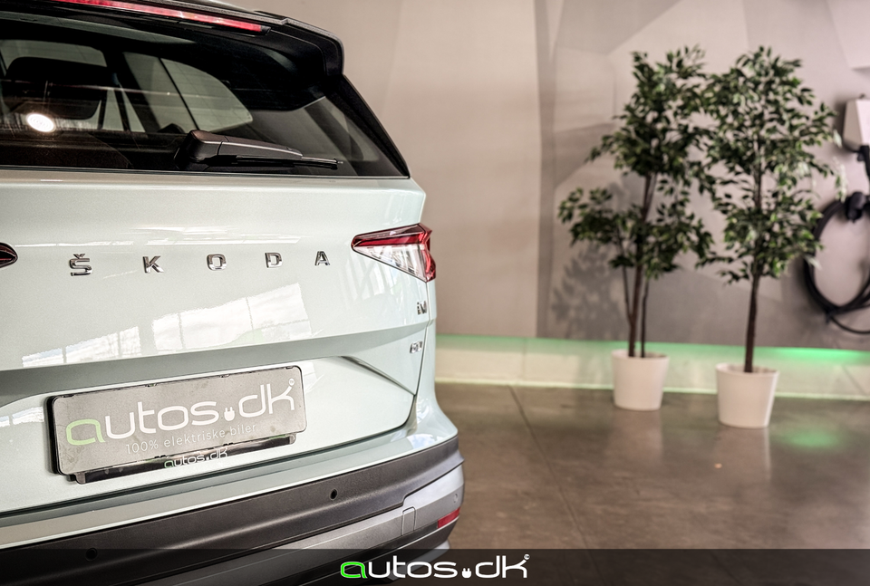 Skoda Enyaq 60 iV Loft 5d