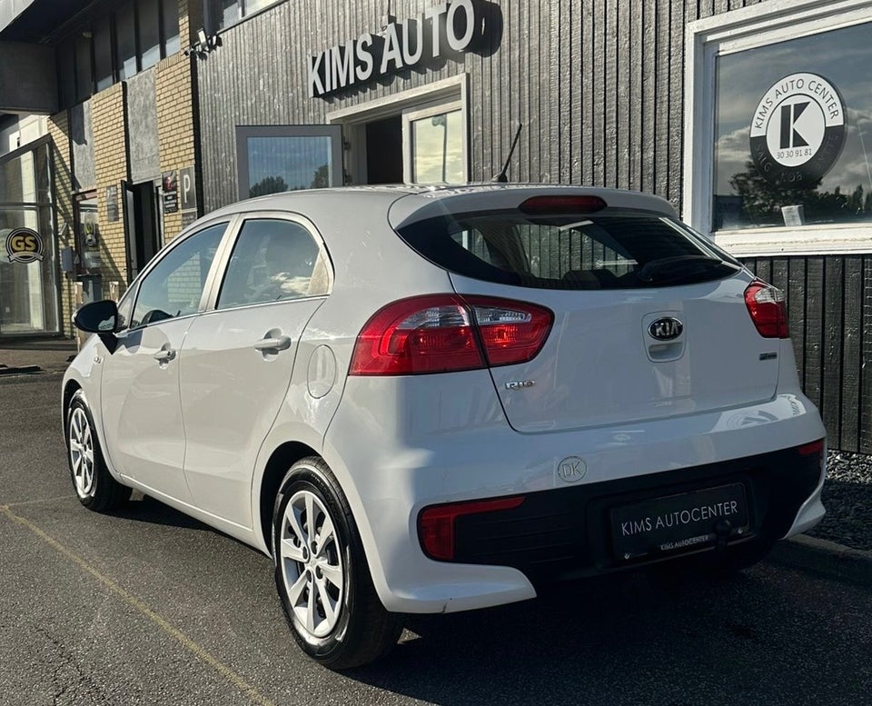 Kia Rio 1,2 CVVT Style+ 5d