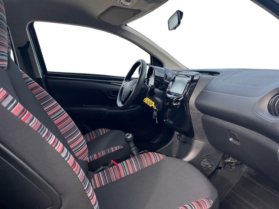 Citroën C1 1,0 VTi SportLine 5d