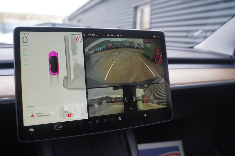 Tesla Model 3 RWD 4d