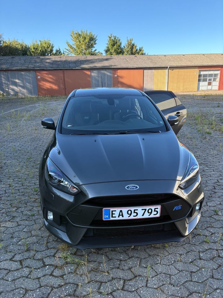 Ford Focus 2,3 SCTi 350 RS 5d